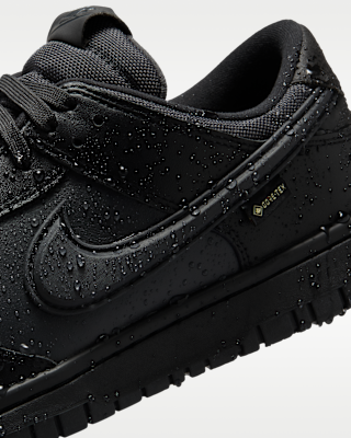 Nike Dunk Low GORE-TEX Men's Shoes. Nike IL